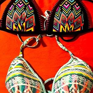 🌹TWO INTERCHANGEABLE BIKINI TOPS with Matching Bikini BOTTOMS, NWOT🌹